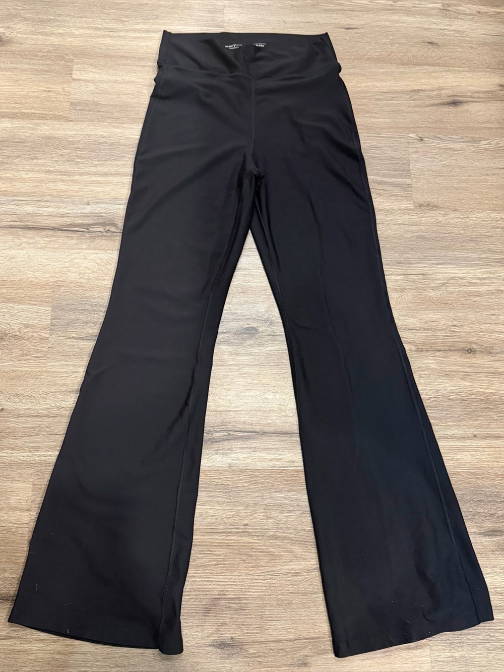Old Navy Powersoft High Waisted Flare Leggings - M